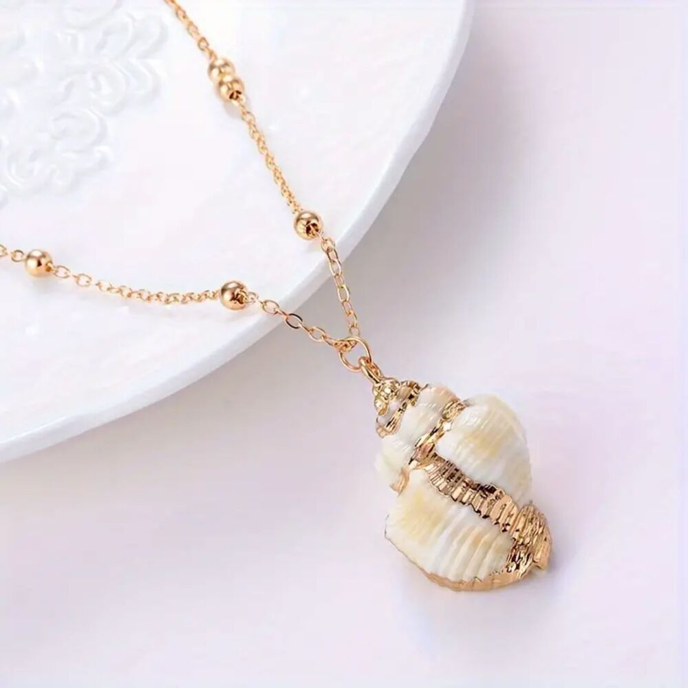 Wicked Silk Elegant Beach Shell Mermaid Fashion Necklaces - Small Spiral